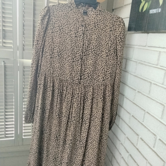 Midi length dress - Picture 2 of 7